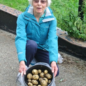 Potatoes - Julia Cooper with her winning potatoes